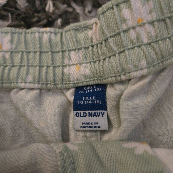 Old Navy Girls XL (14-16) Daisy Print Mint Green Denim Shorts Elastic Waist - Picture 2 of 2